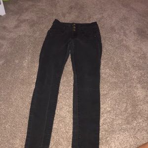 Black super skinny jeans